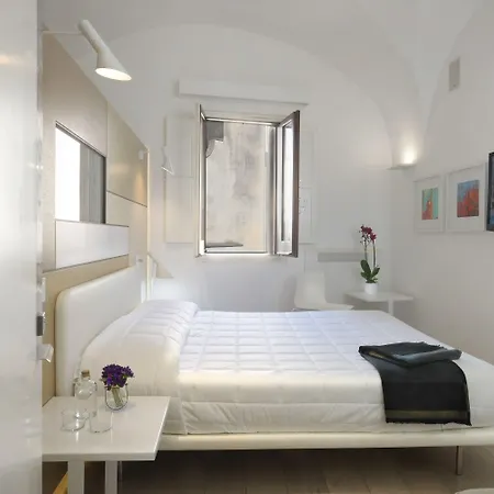 Santacroce Luxury 4*