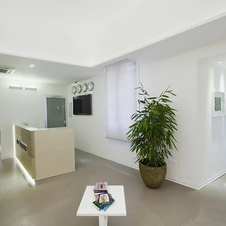 Santacroce Luxury