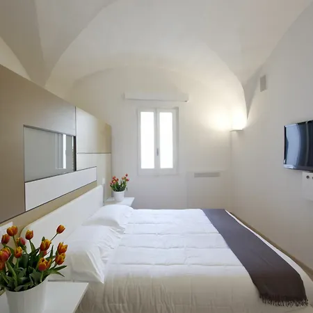 Santacroce Luxury 4* Lecce