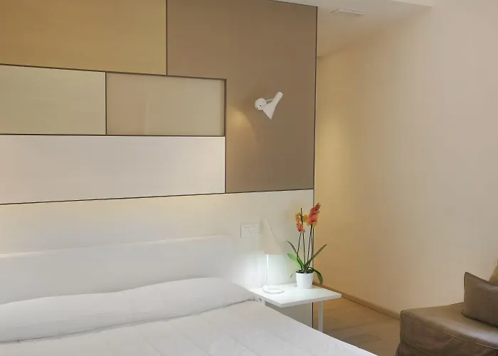 Santacroce Luxury לצ'ה