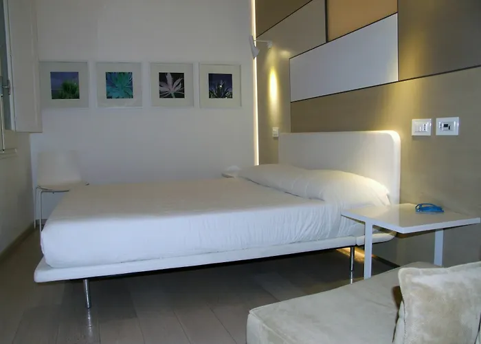 Santacroce Luxury בית הארחה לצ'ה