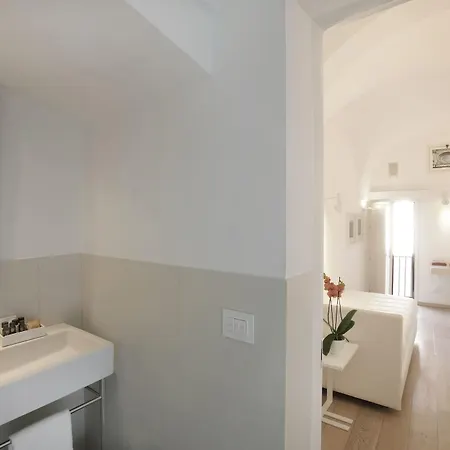 Santacroce Luxury Guest house