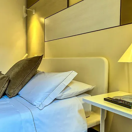 Santacroce Luxury 4* レッチェ