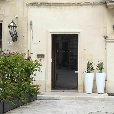 Affittacamere Santacroce Luxury 4*