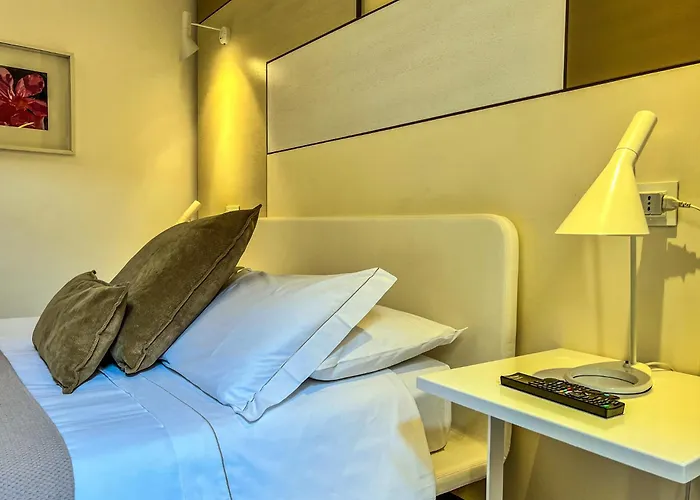 Santacroce Luxury 4* レッチェ