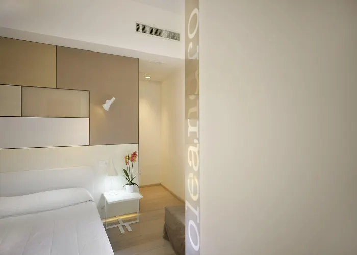 Santacroce Luxury ゲストハウス レッチェ