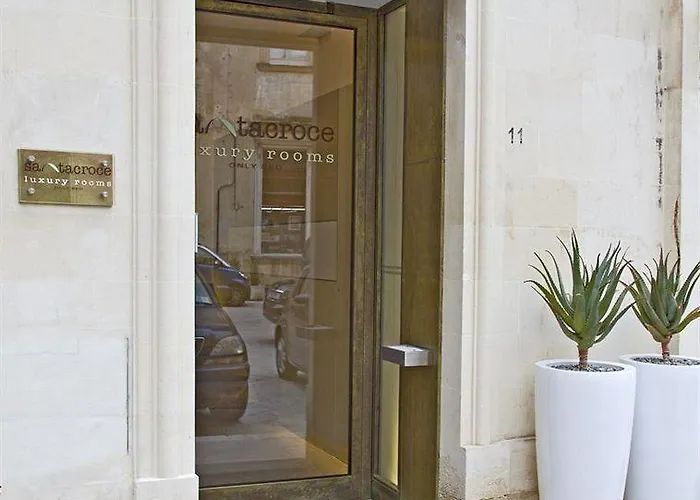 Santacroce Luxury 4*