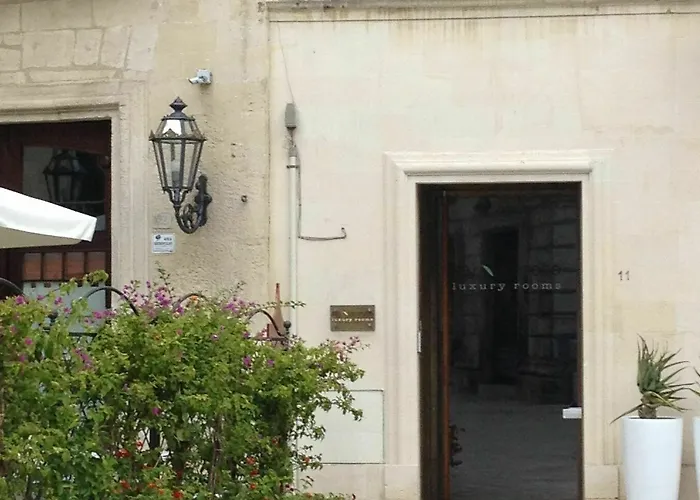 Santacroce Luxury בית הארחה 4*